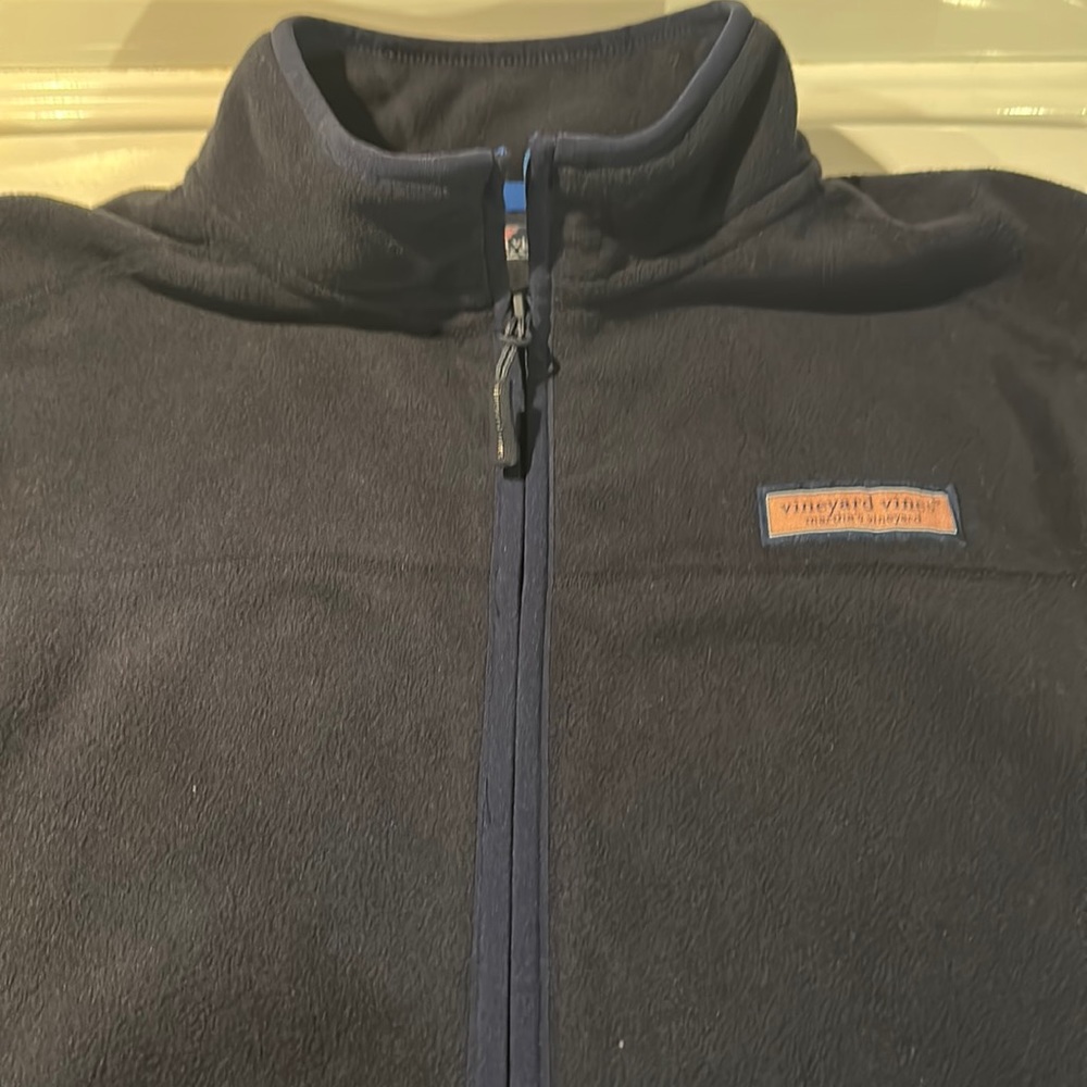 Men’s Medium Vineyard Vines vest - like new - never worn